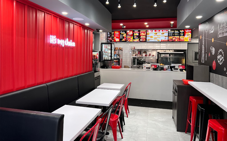 How SrveUp Took ChickQueen from Bland to Brand:  A Success Story